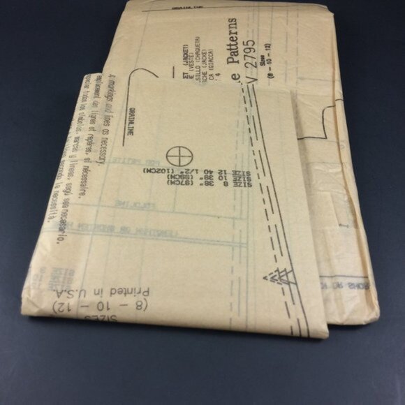 Vogue Pattern 2795 Long Jacket Skirt Top Pants Capris 8-12 Uncut May Be Petite - Picture 10 of 12